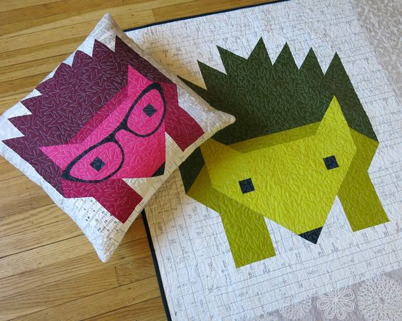 15 Fabulous Patterns for Fall - Hazel the Hedgehog - Let me share some really great patterns and inspiration with you so you can start creating! Check out these 15 fabulous patterns for fall! #simple #TableRunners #AutumnLeaves #JellyRolls #WallHangings #FallQuiltBlocks #Quilting #ColorCombos #Fabric #PaperPiecing #Fun #Easy #Quick #pattern