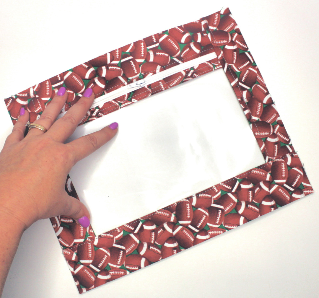 Making a 3 Ring Binder Zipper Pouch is fun and easy! Let me show you all about this project and don't forget to watch the video tutorial too! #PencilPouch #3RingBinderZipperPouch #BackToSchool #SewingProject #Tutorial #VideoTutorial #PDFPattern #StepByStep #Easy #Beginner #SewMuchMoore #SewMuchMooreInStore