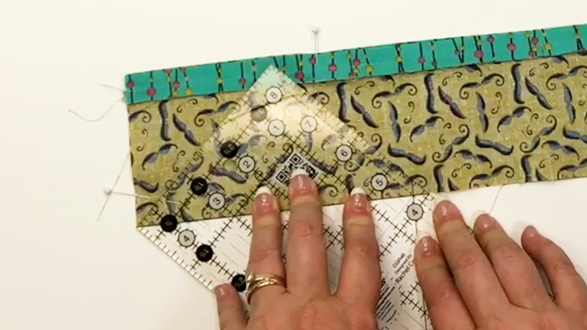 Scalloped Placemats Tutorial Sew Much Moore