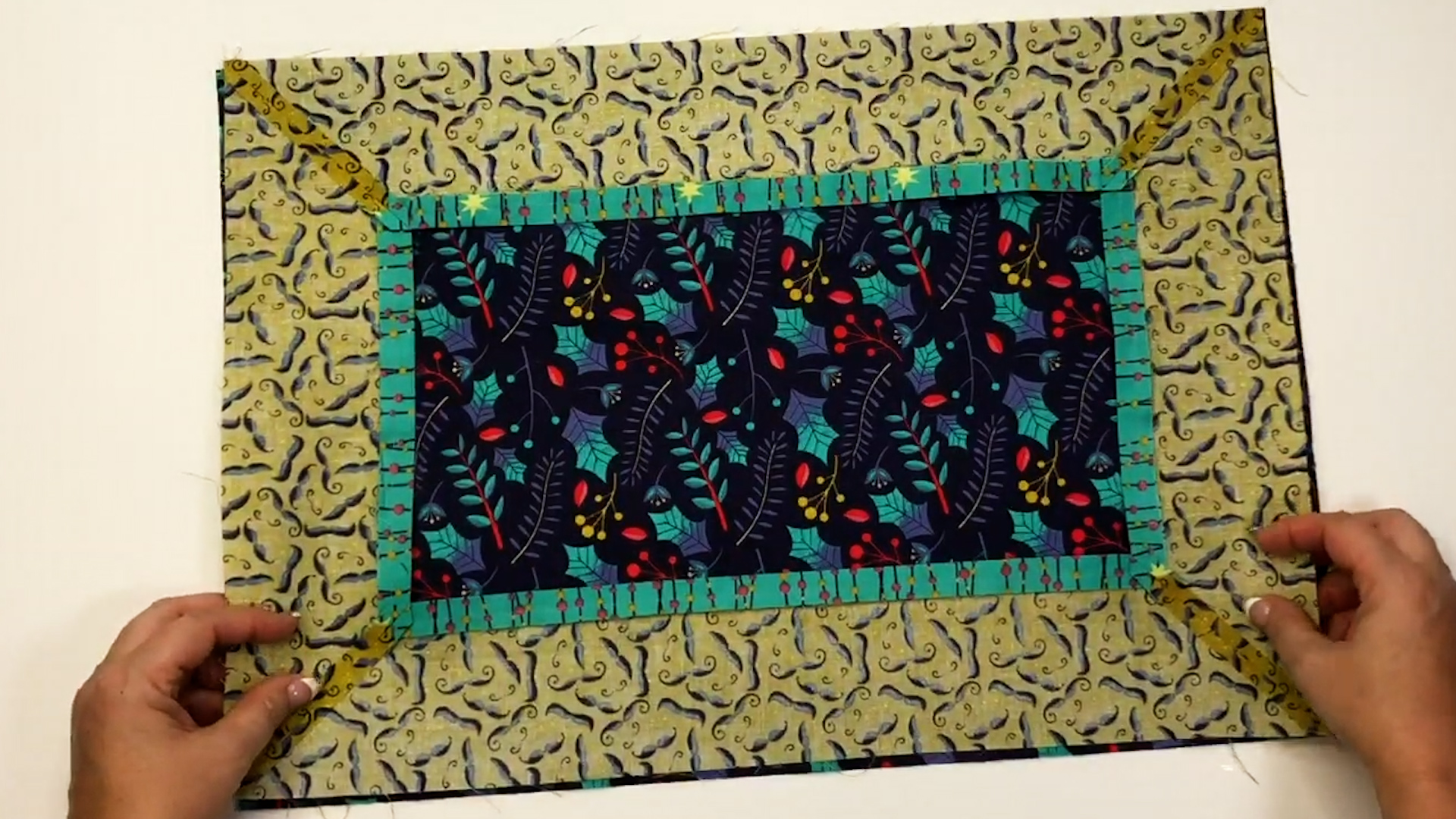 Scalloped Placemats Tutorial Sew Much Moore