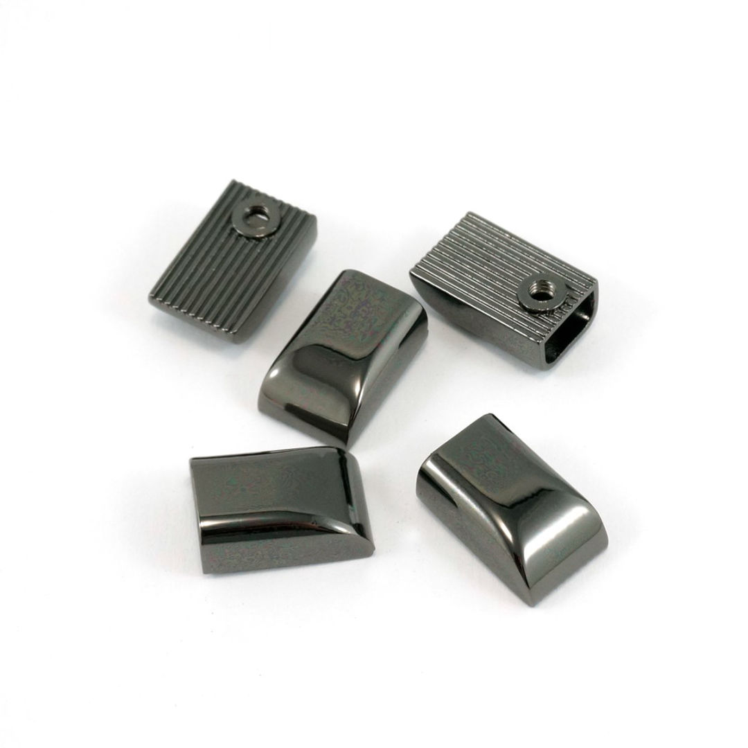 How to Add a Zipper End Sew Much Moore