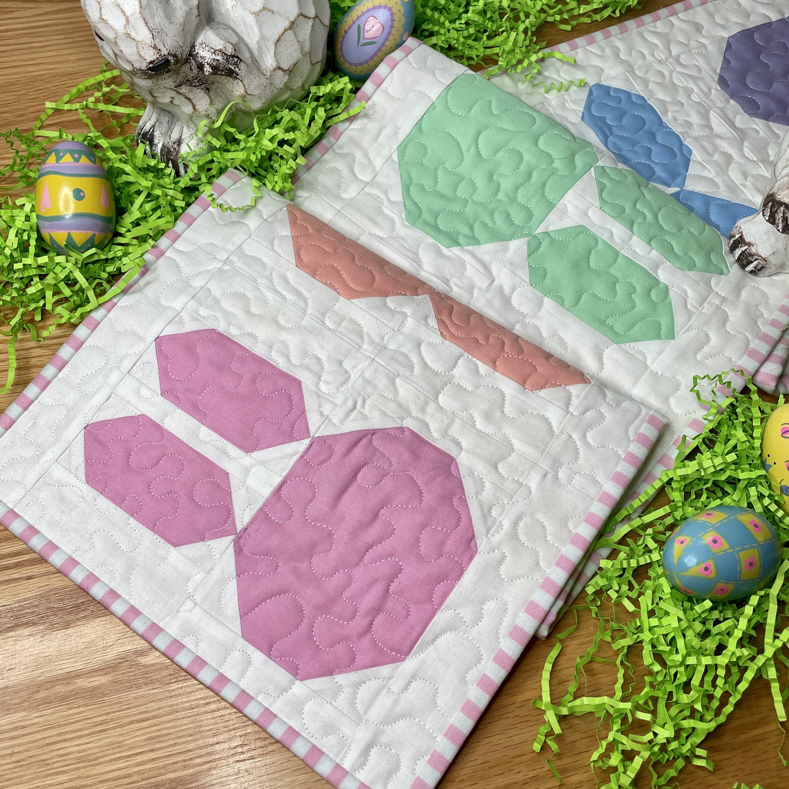 Bunny Ear Boulevard Table Runner